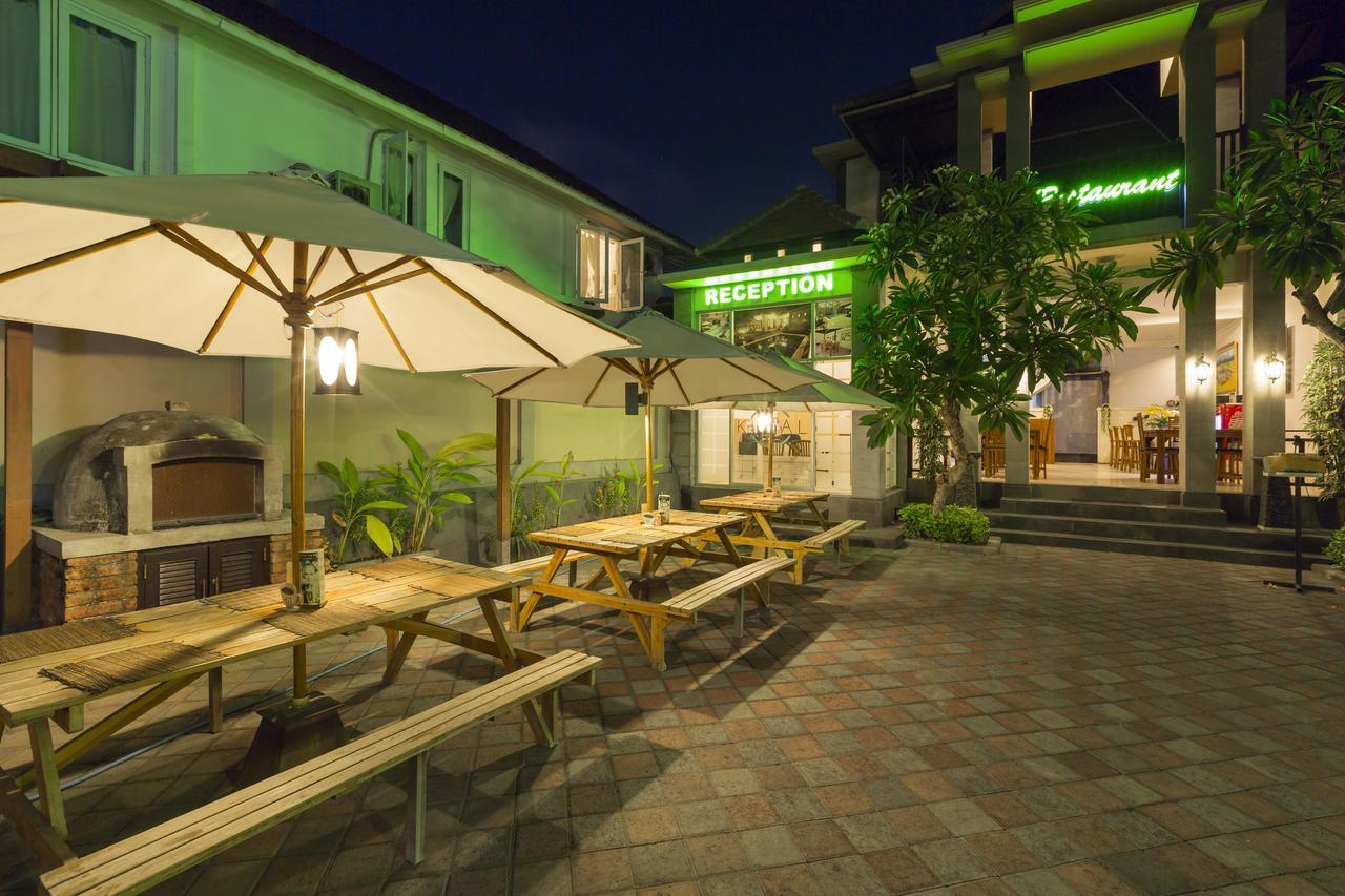 Kubal Bed And Living Hotel Seminyak Buitenkant foto