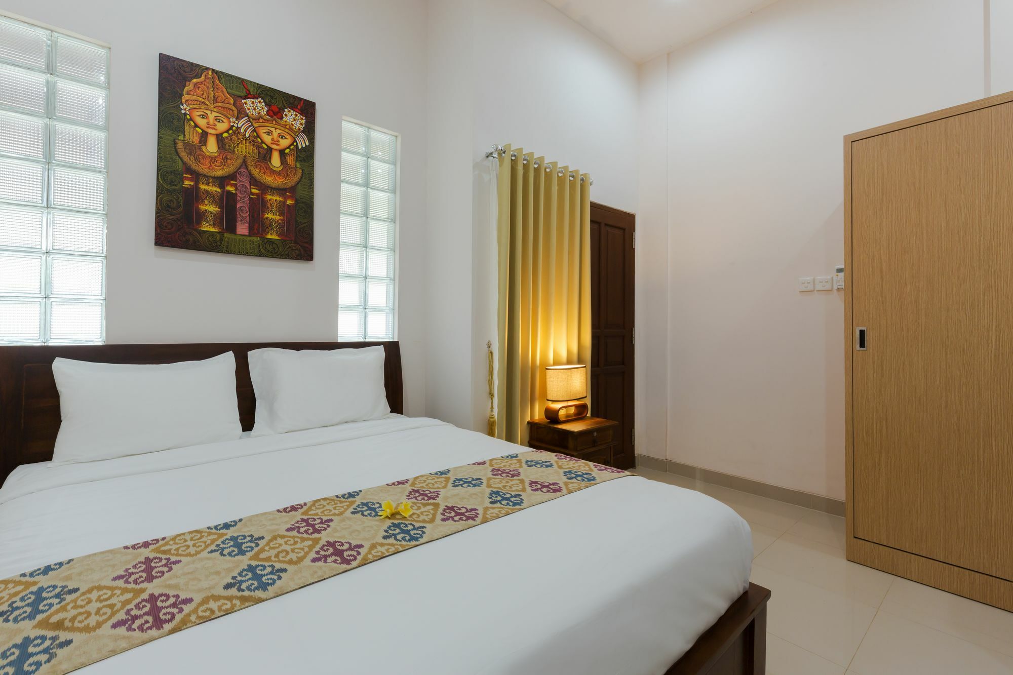 Kubal Bed And Living Hotel Seminyak Buitenkant foto