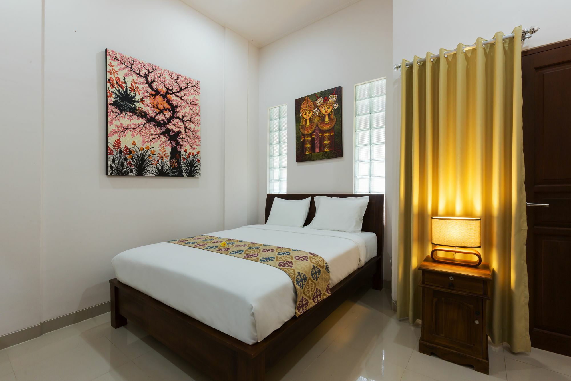 Kubal Bed And Living Hotel Seminyak Buitenkant foto